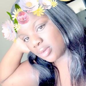 Meet your Posher, Nakiyah